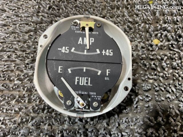 【中古】S30 フェアレディZ 純正 ノーマル ガソリンメーター フューエルメーター アンメーター デュアルゲージ / 2T7-1192｜メガキングドットコム