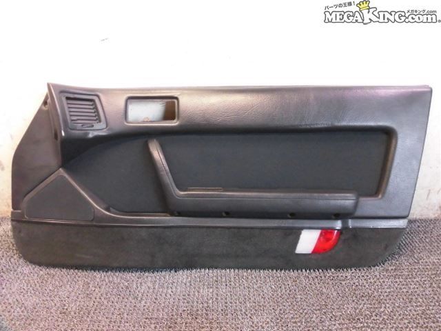 【中古】★激安!★ FC3S RX-7 RX7 マツダ純正 ドア 内張り パネル カバー F133 68 421 右側 / ZG7-1518