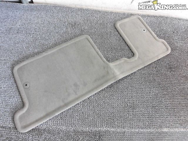 【中古】★新品!★ 2009-2013年 GMC アカディア 純正 2列目 フロアマット グレー系 セカンド PRD05027RTM / ZG7-1536