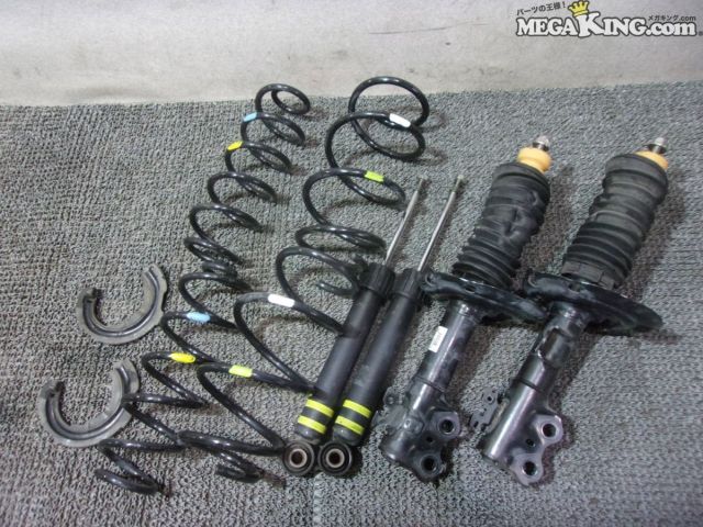 【中古】H30年 ZVW50 プリウス 前期 Sセーフティプラス 純正 ノーマル ショック&サスペンション 走行約8.3万km 48510-47160 48520-47160 / 4T4-1044｜メガキングドットコム