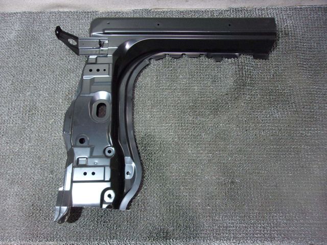 【中古】★激安!★CZ4A ランサーエボリューション10 ランエボ10 純正 ノーマル フロント フレーム ? コアサポート ドア内側 右 / R9-1448｜メガキングドットコム