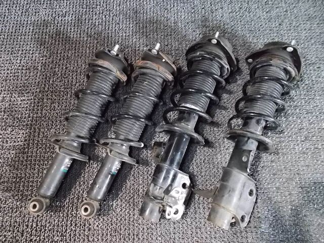 【中古】★激安!★ZC6 BRZ 後期 純正 ノーマル ショック&サスペンション アブソーバー 1台分 ZN6 86 等 / 2P9-1043