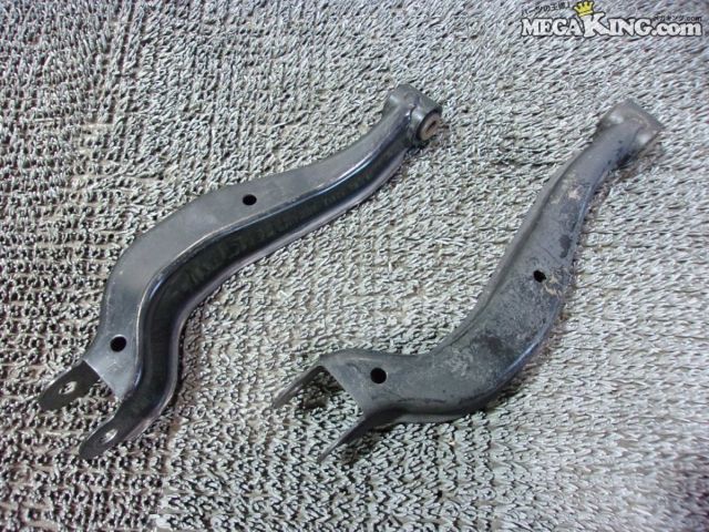 【中古】BCNR33 スカイライン GT-R GTR 純正 ノーマル リア リヤ アッパーアーム 左右 RB26DETT BNR34 等 / S9-144