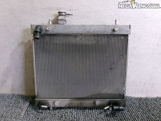 【中古】DA64 エブリィ 純正 ラジエーター ラジエター / 4S11-1150