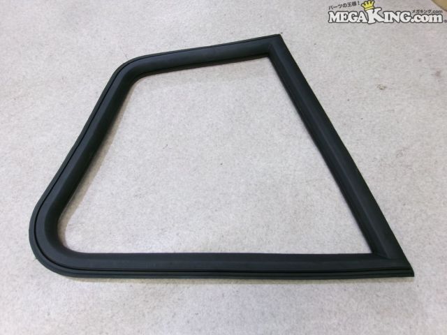 【中古】★未使用★PORSCHE ポルシェ 944 純正 ノーマル リア クォーターガラスモーター ウィンドウガラス 右 94455732200 / S11-732｜メガキングドットコム