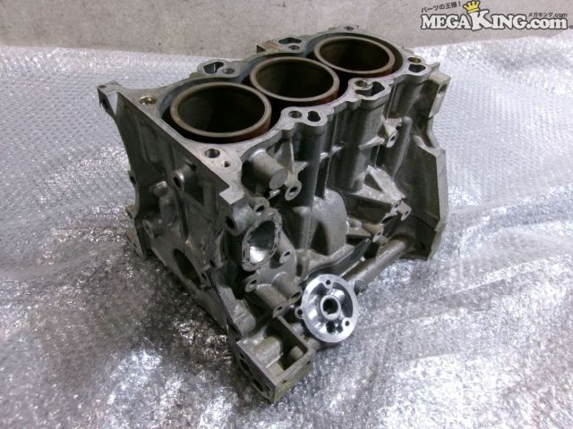 【中古】車種不明 スズキ 純正 ノーマル ブロック K6A-8298271 DA52 ? エブリィ ? 分かる方 / 2T2-295 7,813円