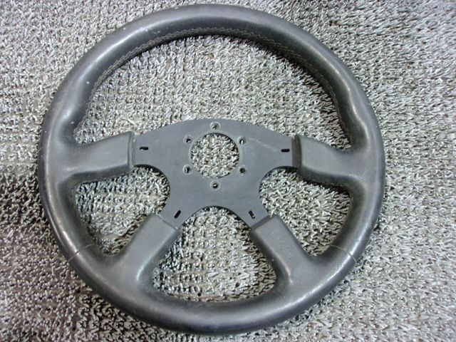 【中古】★激安!★Italvolanti イタルボランテ ステアリング ハンドル 4本スポーク 36.5cm 汎用 / 2P12-949