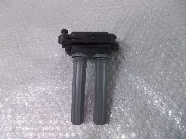 【中古】★激安!★社外？ イグニッションコイル 2本のみ 68238603AA A1710305159 / Q2-184