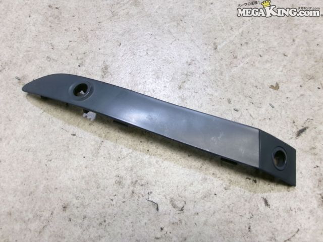 【中古】★未使用★ランドローバー L551 レンジローバー イヴォーク 純正 ノーマル リアバンパートリム 左 M8D2-17D753CA / T2-1000