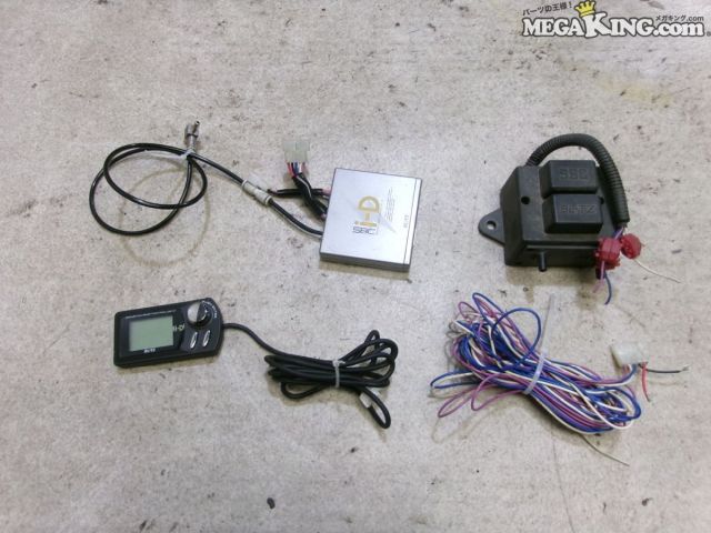 【中古】BLITZ ブリッツ SBC i-D ブーストコントローラー ブーコン ソレノイドバルブ 点灯OK / 2T3-1123|メガキングドットコム