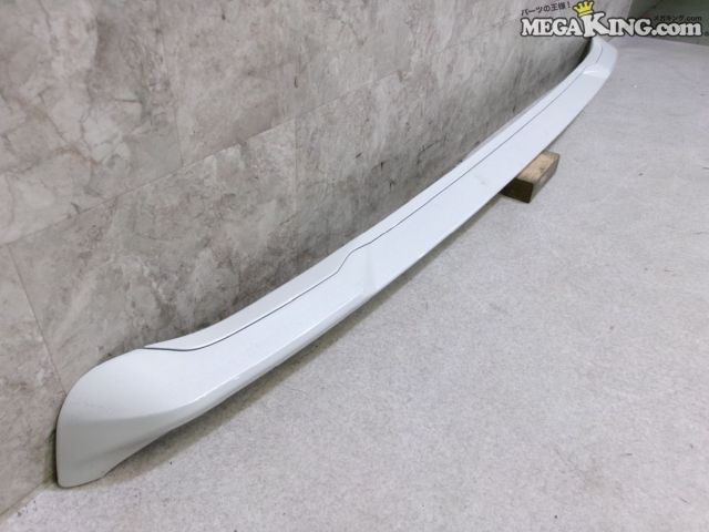 【中古】GDH303W グランエース 純正 ノーマル リアスポイラー 76085-26070 / S12-626