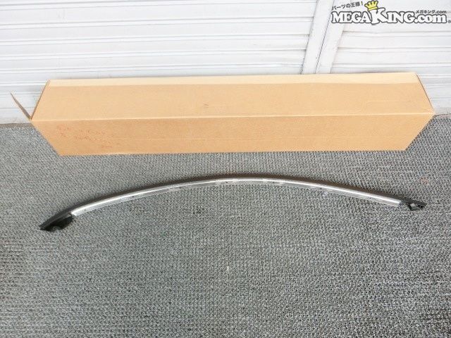 【中古】★新品!★シボレー トラバース 2009～2017年 純正 フロント ドア ウィンドウ モール 左側 LH 25975013 / F12-039｜メガキングドットコム