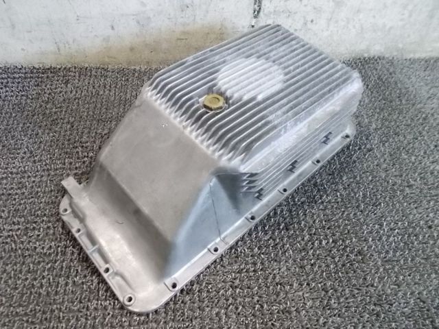 【中古】★希少!激安!★アルファロメオ アルファ75 アルファロメオ75 純正 ノーマル オイルパン 116.50.01.200.01 / Q5-596｜メガキングドットコム