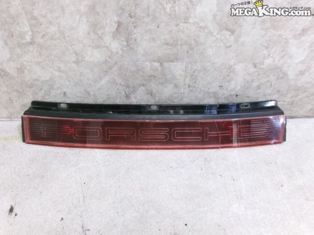 【中古】PORSCHE ポルシェ 964 911 純正 ノーマル テールガーニッシュ / T2-777｜メガキングドットコム