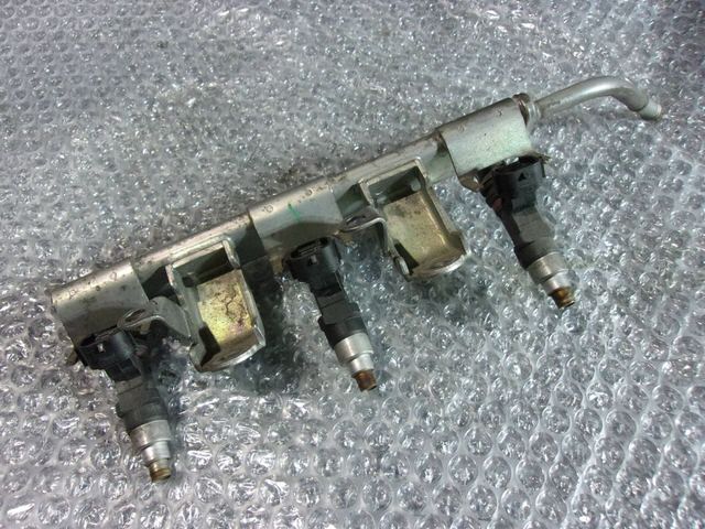 【中古】★激安!★車種不明 スズキ 純正 ノーマル インジェクター デリバリーパイプ MH23S ? ワゴンR ? 分かる方 / 4R2-867｜メガキングドットコム