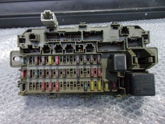 【中古】★激安!★HONDA EK9 シビック タイプR 純正 ノーマル ヒューズボックス BOX / 4Q5-1437