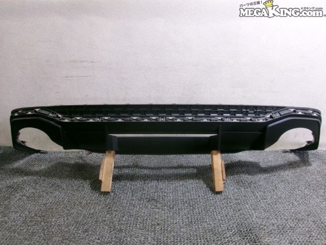 【中古】AUDI F3 RS Q3 純正 ノーマル リアディフューザー 83A807568D / T2-1646｜メガキングドットコム