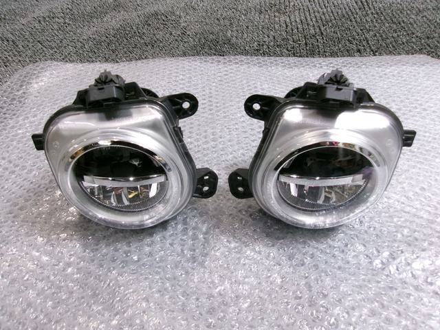 【中古】★激安!★BMW F15 X5 純正 ノーマル LED フォグランプ フォグライト レンズ ユニット 左右 63.17-7 317 251-09 点灯OK / 4R10-1470｜メガキングドットコム 11,883円