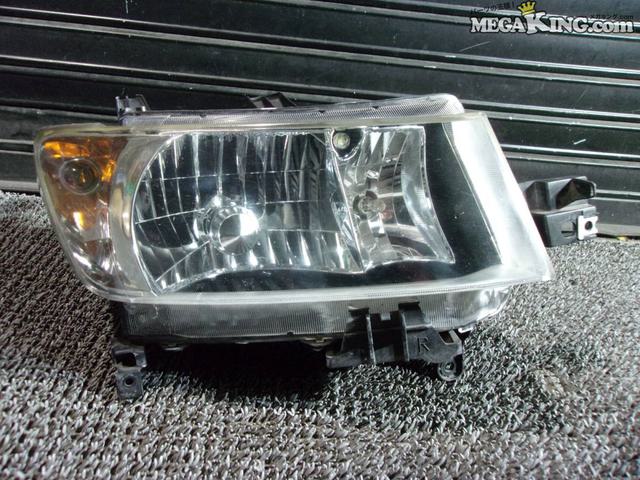 【中古】QNC21 bB 純正 ノーマル HID キセノン ヘッドライト ヘッドランプ 右 運転席側 KOITO B1-2 QNC20 QNC25 等 / 4R12-1408