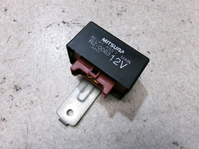 【中古】★激安!★EF3 シビック 純正 ノーマル メインリレー RZ-0063 EF5 EF9 EF7 EF8 CR-X 等 / 2R2-1214
