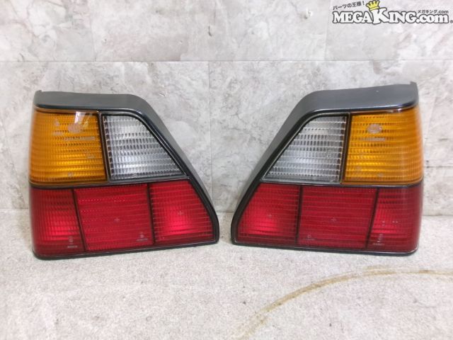【中古】VW フォルクスワーゲン 1G ゴルフ2 純正 HELLA ヘラ テールランプ テールライト ブレーキランプ 左右 191945111 191945112 / 4KS7-111