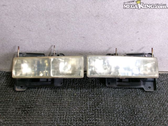 【中古】シボレー サバーバン 社外 ハロゲン ヘッドライト ヘッドランプ 左右セット KS-GM224 KS-GM073 タホ C1500 等 / S4-1638
