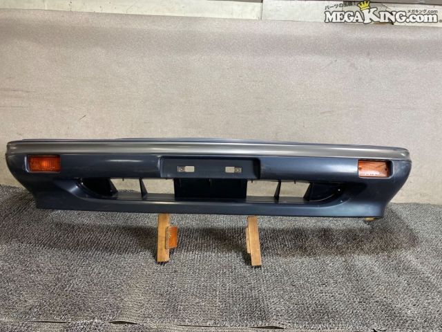 【中古】Y31 シーマ 純正 ノーマル フロントバンパー コーナー レンズ 付 / T6-1669|メガキングドットコム