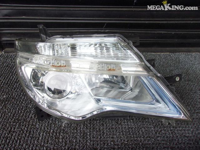 【中古】C26 セレナ 後期 純正 ノーマル LED ヘッドライト ヘッドランプ 右 運転席側 KOITO 100-23683 / 4S5-1613