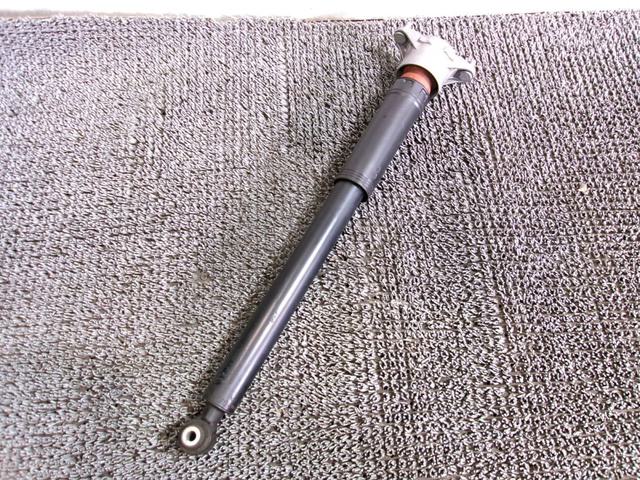 【中古】★激安!★ベンツ W176 CLAクラス 純正 AMG リア ショックアブソーバー 1本のみ A1763201831 CLA45 等 / R9-1562