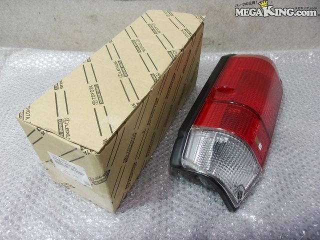 【中古】★未使用★GRJ76K ランドクルーザー 純正 テールランプ コンビネーションランプ 左 KOITO 33-05012 81561-60720 KRJ78W 等 / 4KT2-2104