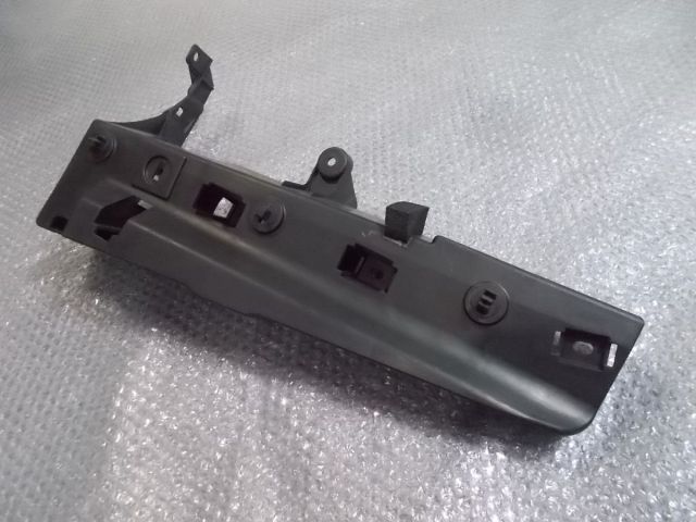 【中古】★未使用!★レクサス USF40 LS460 純正 ノーマル リテーナー サポート リアバンパー 右 52565-50070 / KQ9-1293
