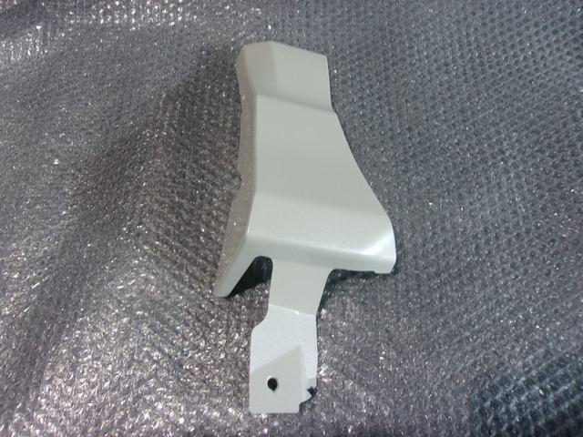 【中古】★未使用!★MXUA80 80系 ハリアー モデリスタ フロントフェンダーパネル サイド 左 76912-75021 AXUH80 AXUH85 MXUA85 等 / 4R4-1047|メガキングドットコム