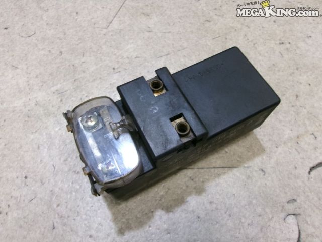 【中古】VW フォルクスワーゲン ゴルフ3 カブリオレ 純正 ノーマル 電動ファンリレー コントロールユニット 357919506A / 4KS7-642