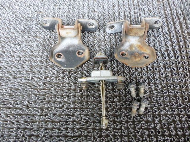 【中古】★激安!★FC3S RX-7 RX7 サバンナ 純正 ノーマル ドア ヒンジ 左 / J11-489