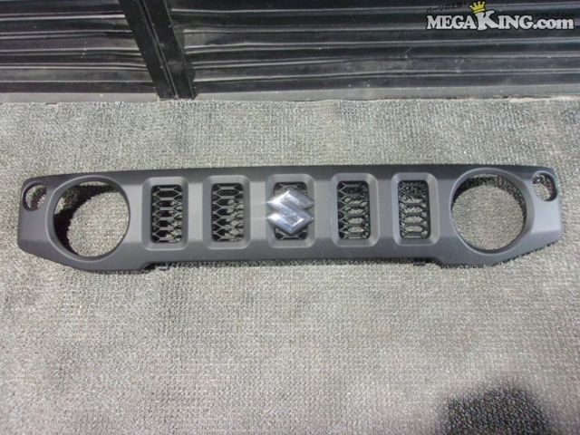 【中古】JB64W ジムニー 純正 ノーマル フロントグリル 72111-78R0 / 5T4-363