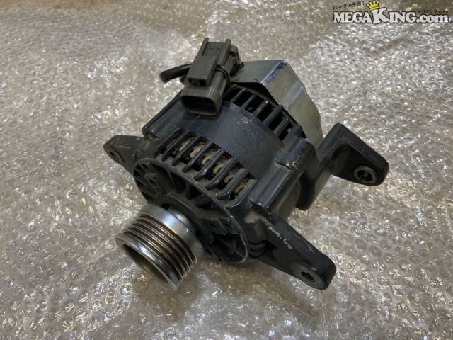 【中古】GC8 インプレッサ ADVANCE アドバンス ブラックオルタネーター ダイナモ / 2T7-632｜メガキングドットコム
