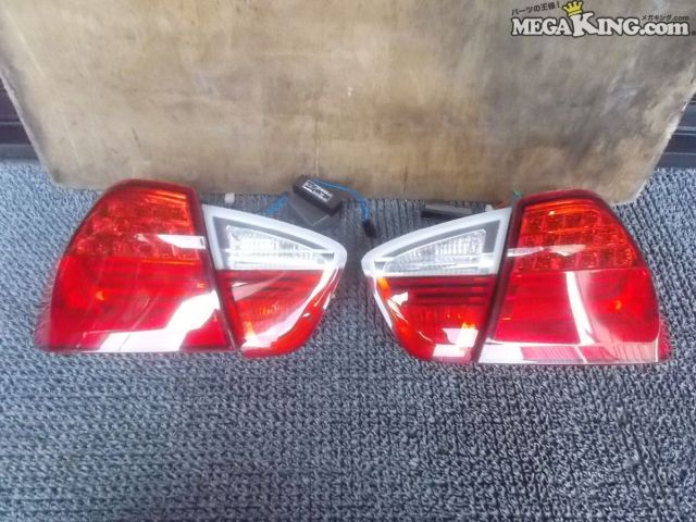 【中古】★激安!★BMW E90 3シリーズ セダン 前期 イーグルアイ 純正 ? テールランプ テールライト LED ウィンカー 1台分 点灯OK / N10-1182｜メガキングドットコム