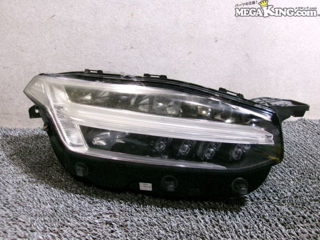 【中古】VOLVO ボルボ LB XC90 前期 右ハンドル 純正 ノーマル LED ヘッドライト ヘッドランプ 右 31446883 / S12-1845