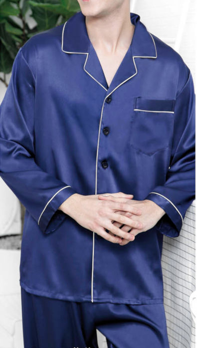楽天市場 19匁シルクパジャマ メンズ 長袖 シルク100 無地 紺色ネイビー 送料無料 父の日 敬老の日 プレゼント ギフト Smtb Kd あす楽対応 Rcp シルク専門店 きごころ屋