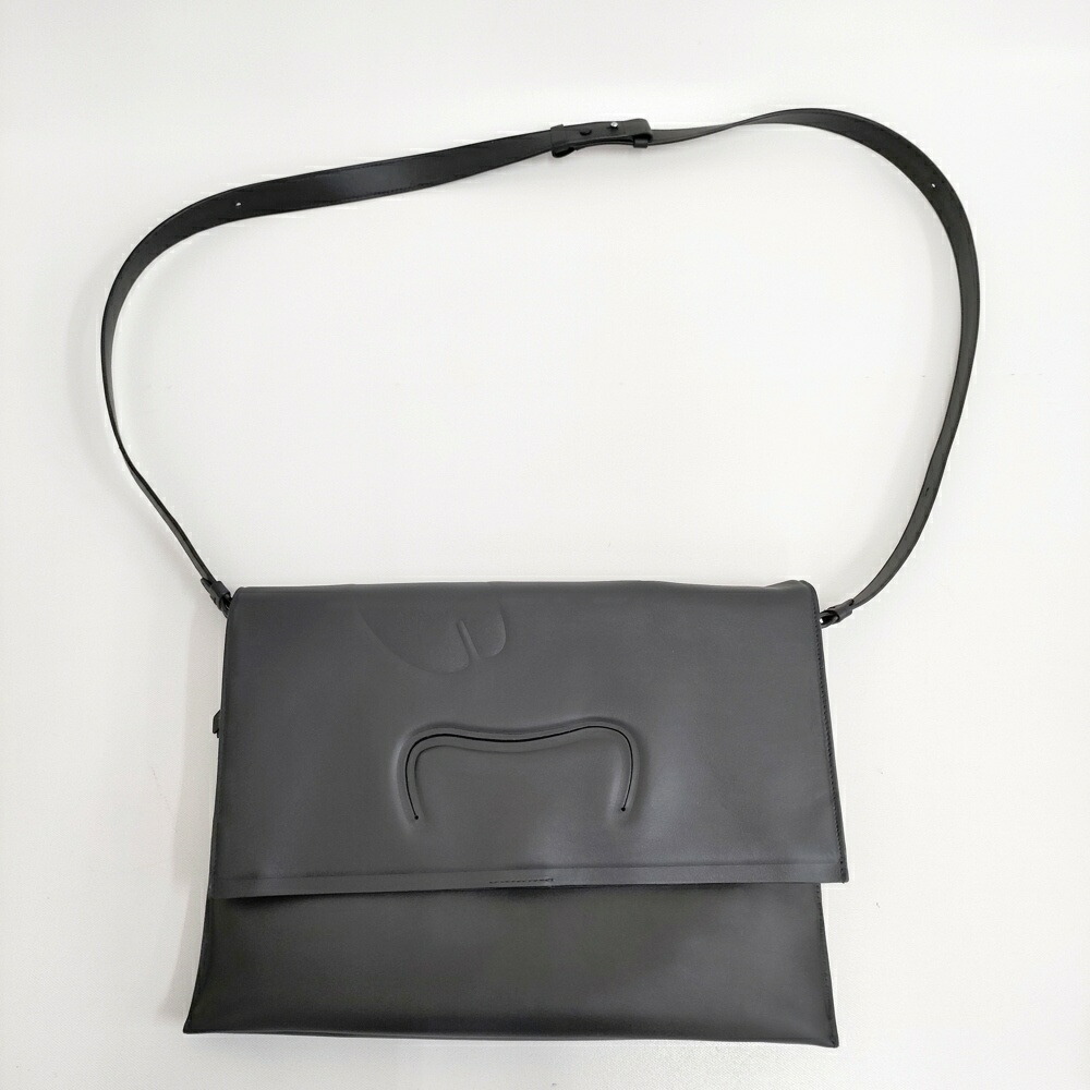 MAISON MARGIELA タビショッピングバッグ SB1幼児用便器0003 クラッチペダル御徒面子 2022年 黒いこと レディース メゾンマルジェラ【中古】6-0203G