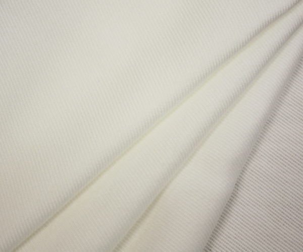 楽天市場 ニット生地 ツイル オフホワイト 無地 コットン 綿100 60双糸 やや肉厚 生地幅150cm 日本製 布 生地 布地 服地 ニット 綿 コットン生地 通販 ジャージー 白 50cm以上10cm単位カット テンションは低め 大阪船場 布生地問屋通販 ひかり屋