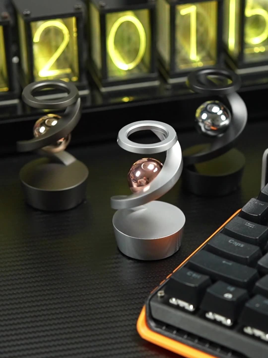 楽天市場】ジャイロ デスクの装飾品 磁気こま デスクトップ