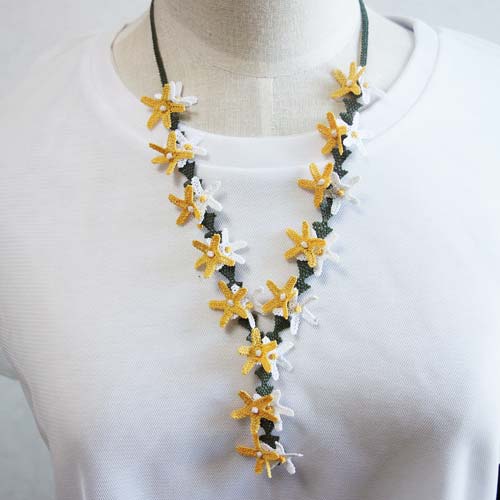 激安の 楽天市場 イーネオヤ シルク糸で編む可憐なレースアクセサリー オヤ ネックレス 手芸 トルコ 雑貨 トルコ お土産 トルコの手工芸品 Oya オヤ ルピナスの花 黄色と白 キリムファイン キリム トルコ雑貨 史上最も激安 Www Olicitante Com Br