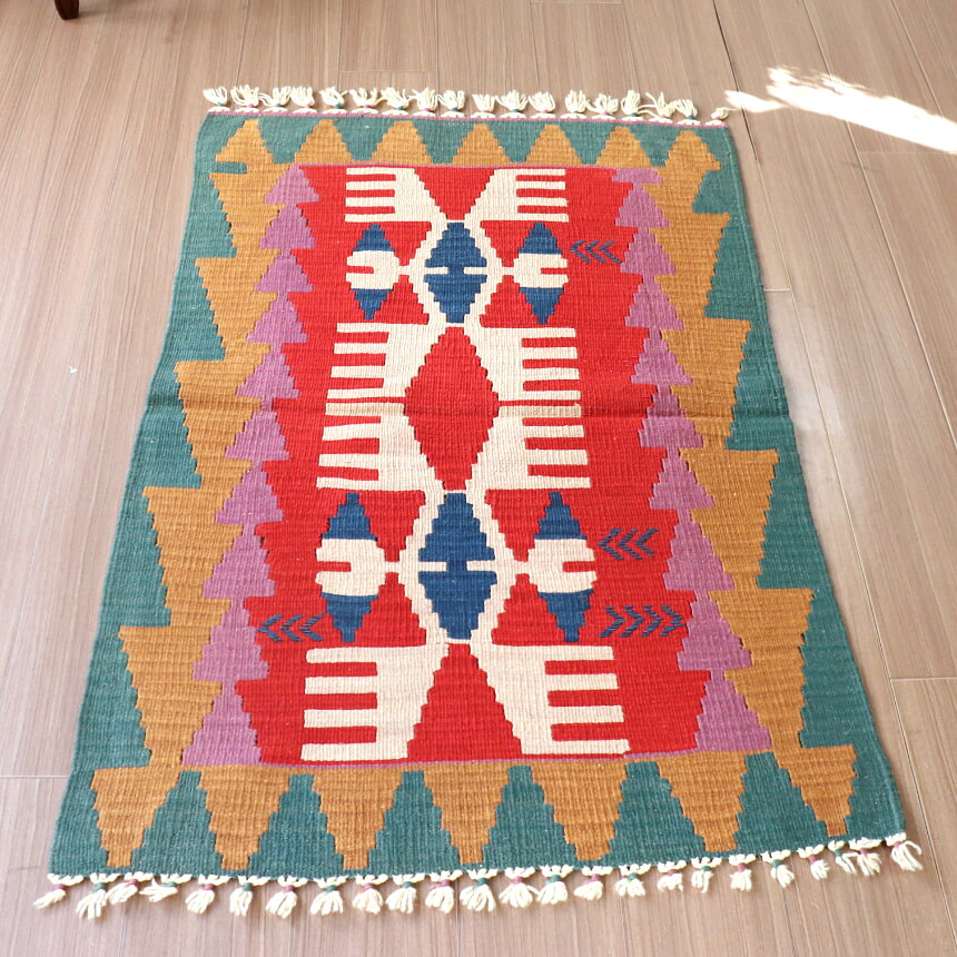 カイセリキリム　　【OUTLET】ゆがみあり　トルコ 手織りキリム 120&times;81cm チェイレキサイズ｜ガラタバザール（キリム＆ラグ）