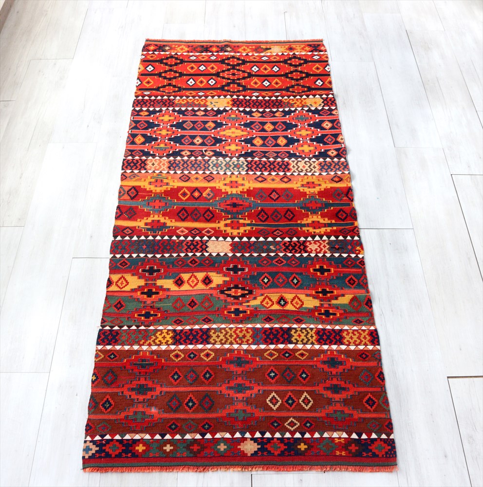 楽天市場】【15%OFFクーポン対象】オールドキリム バルーチ159×112cm