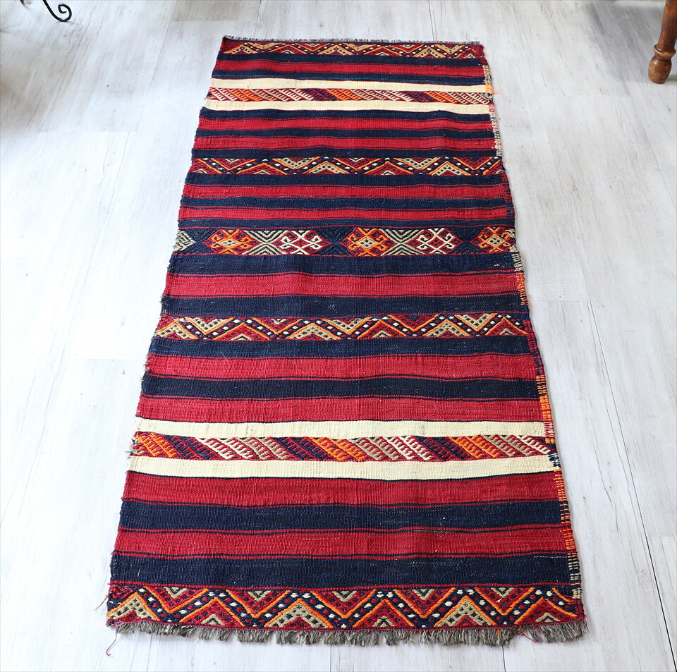 【15%OFFクーポン対象】オールドキリム マラテヤ　フラグメント159×67cm インディゴ＆コチニールの発色のよいストライプ