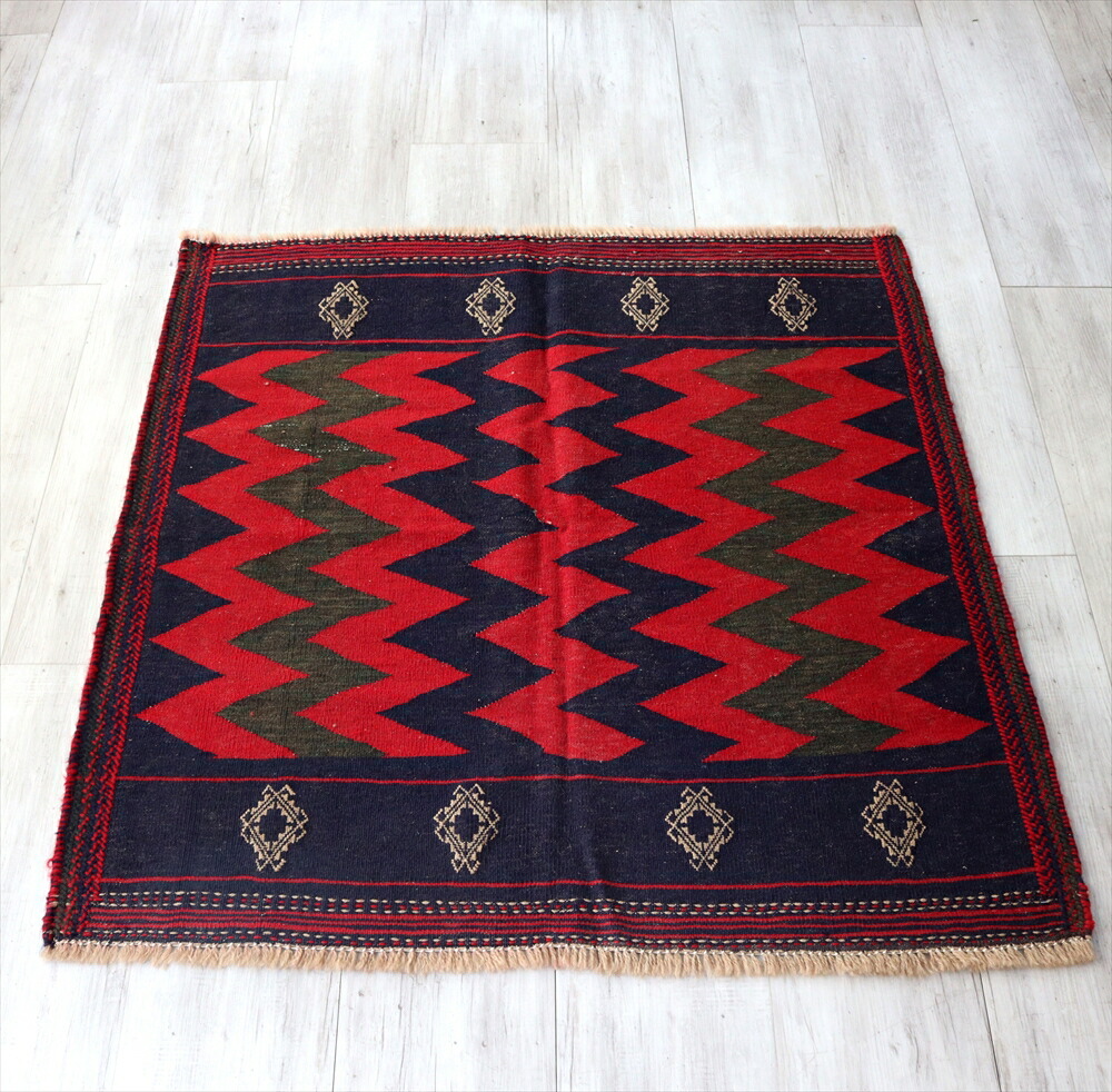 楽天市場 ソフラ 食卓用のキリム シルジャン115 115cmジグザグ模様 レッド ネイビー ブラック オールドキリム ヴィンテージラグ ガラタバザール キリム 雑貨