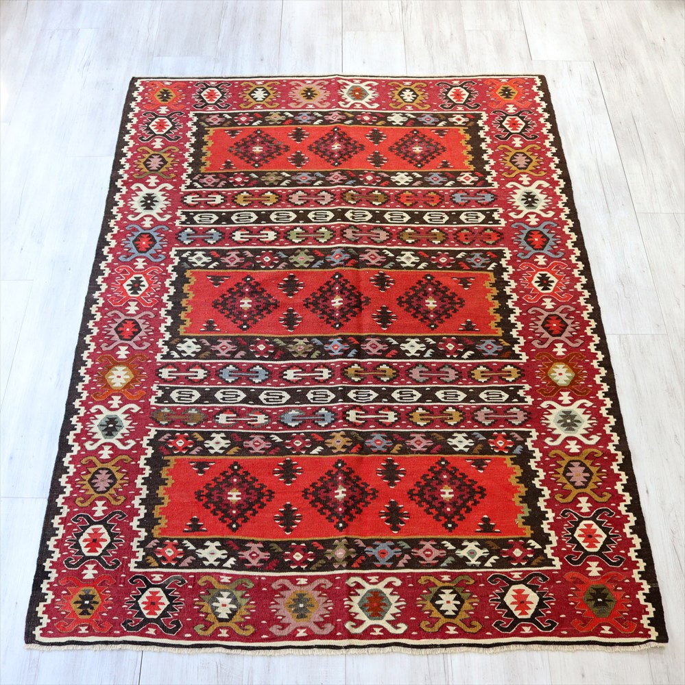 【15%OFFクーポン対象】オールドキリム シャルキョイ　カリヨラ199×147cm ３つのサンドゥック