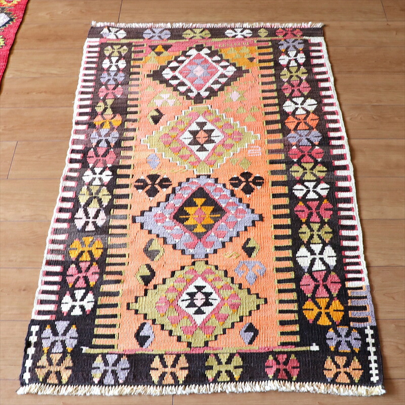 【15%OFFクーポン対象】オールドキリム アフィヨン126×77cm ４つのダイヤ