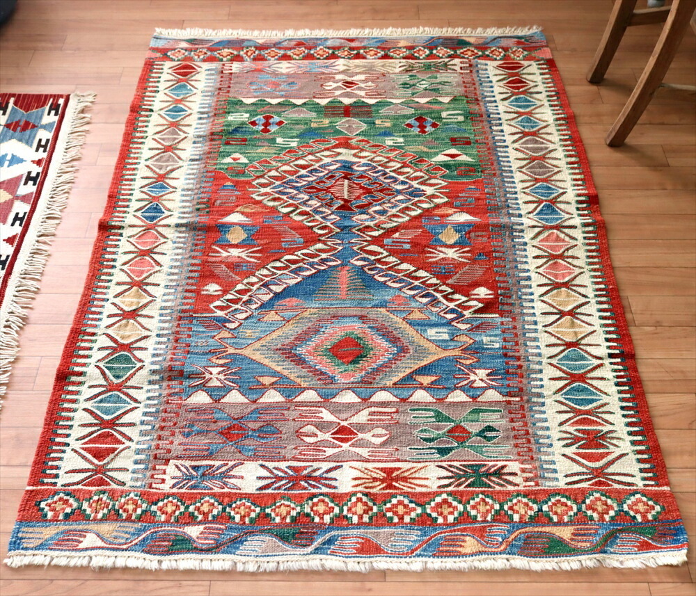 【15%OFFクーポン対象】草木染のコンヤキリム（Vintage Stock) ヌズムラ144×101cm ドラゴンの爪をもつミフラープ